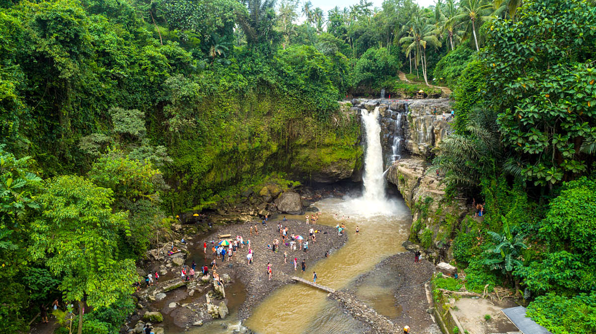 💦 Tegenungan Waterfall